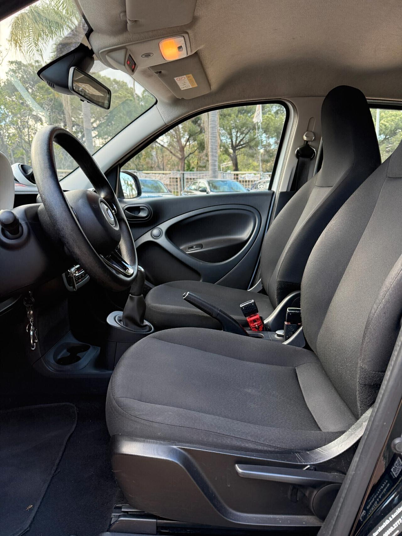 Smart ForFour 70 1.0 Youngster
