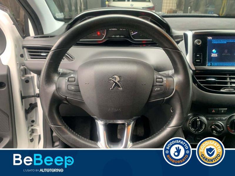 Peugeot 208 5P 1.2 PURETECH SIGNATURE S&S 82CV