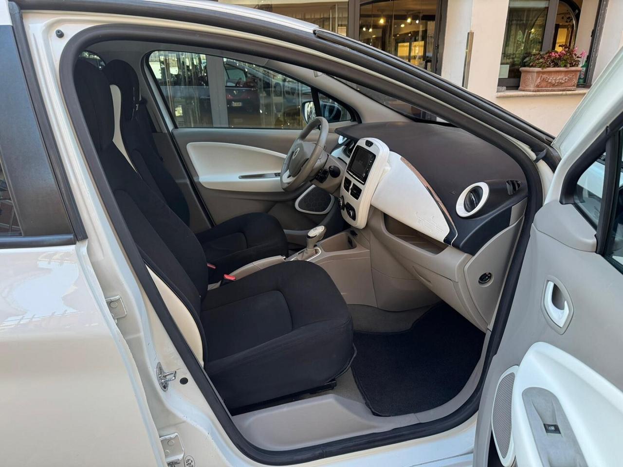 RENAULT Zoe Intens (43 kw) 76000KM