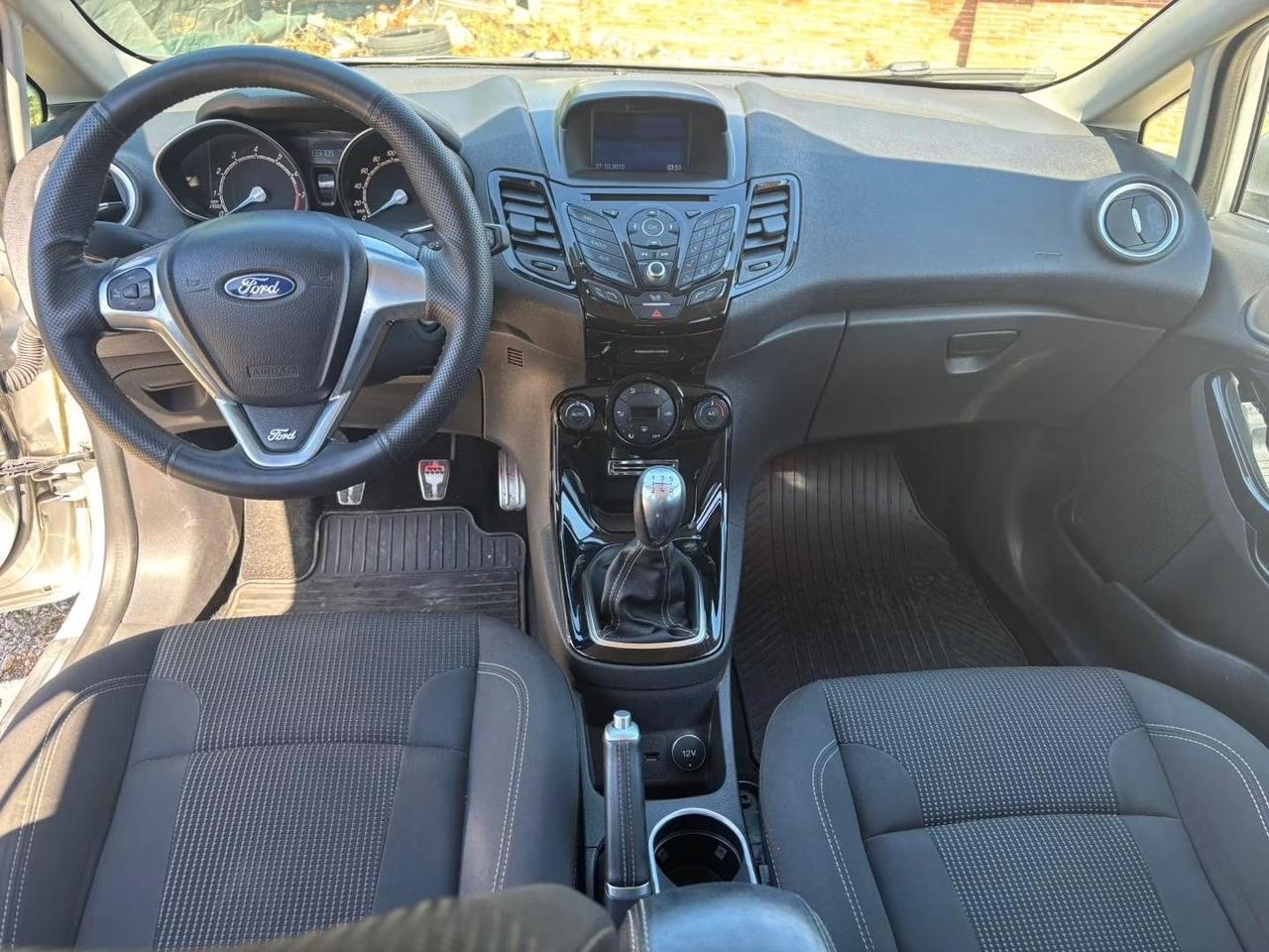 Ford Fiesta 1.0 80CV 5 porte Titanium