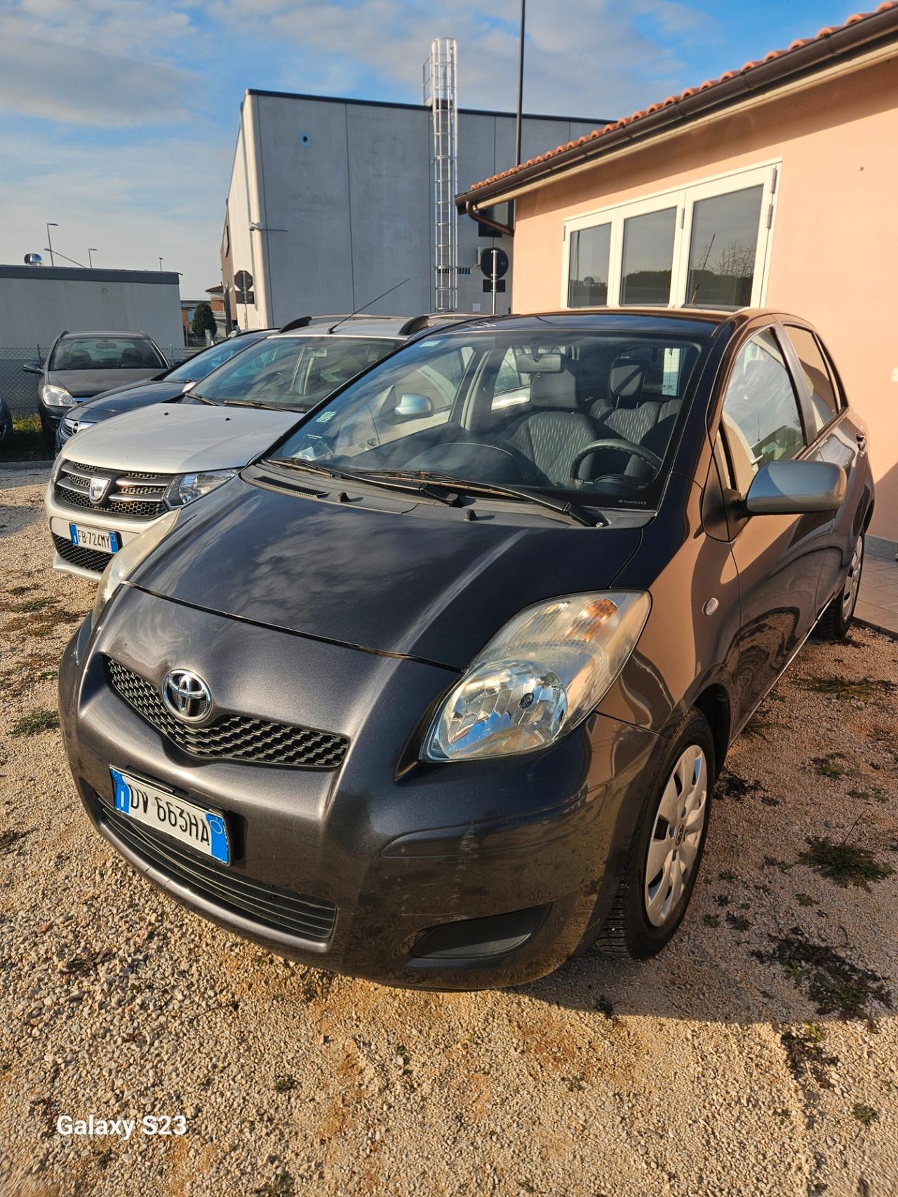 Toyota Yaris 1.3 5 porte Sol