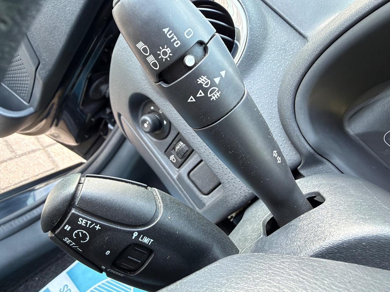 Citroen C3 1.4 HDi Exclusive - GARANZIA