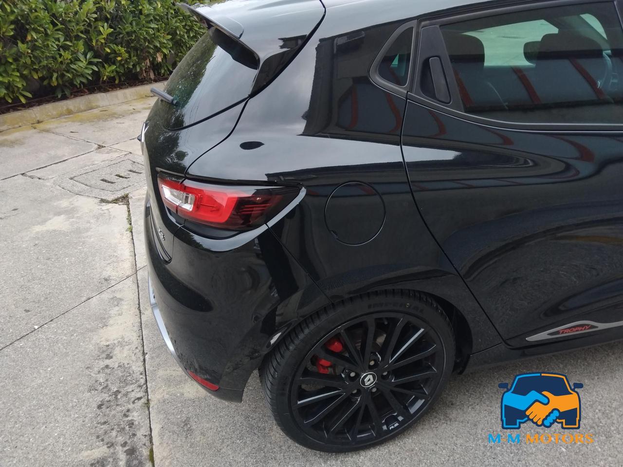 Renault Clio 5 Porte RS Trophy 220cv GARANZIA 24 MESI