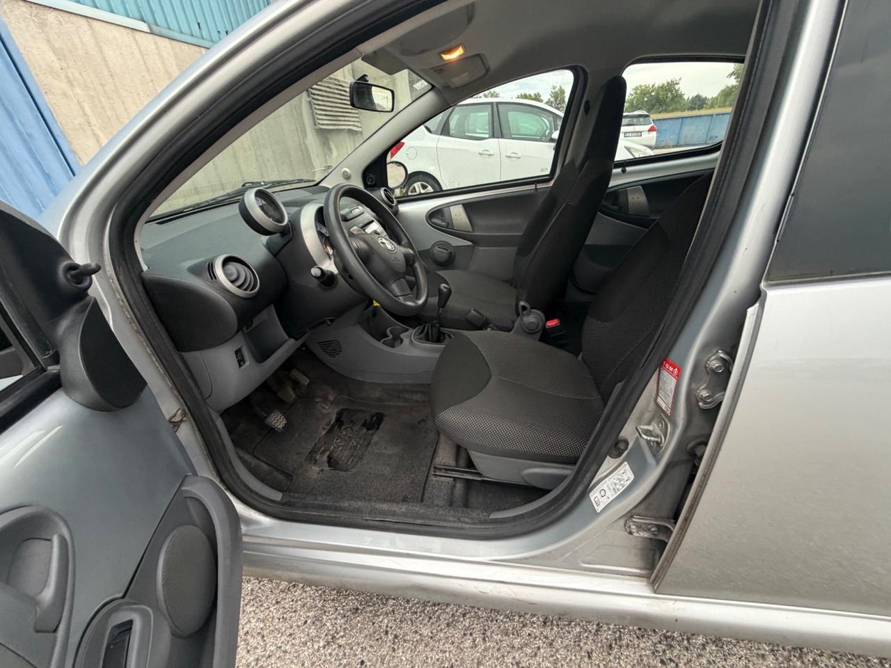 Toyota Aygo 1.0 12V VVT-i 5 porte