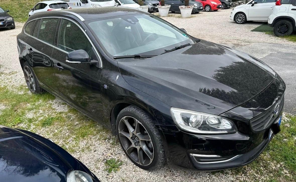 Volvo V60 2.0 Diesel Cambio Automatico Full 2016