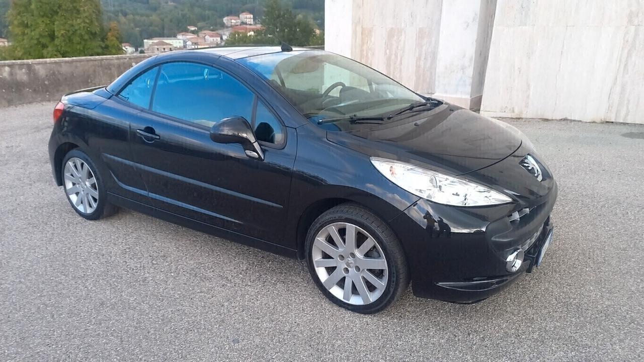 Peugeot 207 1.6 VTi 120CV CC aut. Féline
