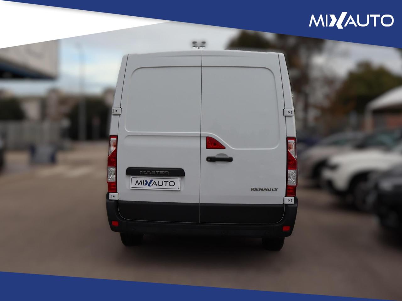 RENAULT Master T28 2.3 dci 135cv L1H1 Ice