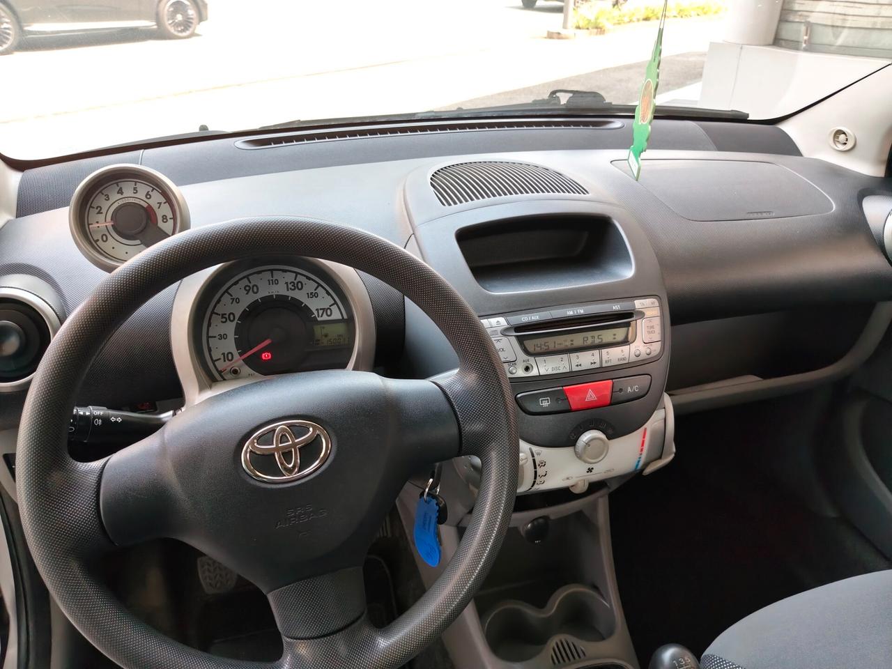 Toyota Aygo Benzina 1.0 12V VVT-i 5 porte Sol Perfetta ok Neopatentati