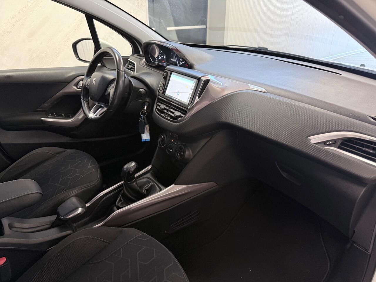 Peugeot 2008 PureTech 82 Allure