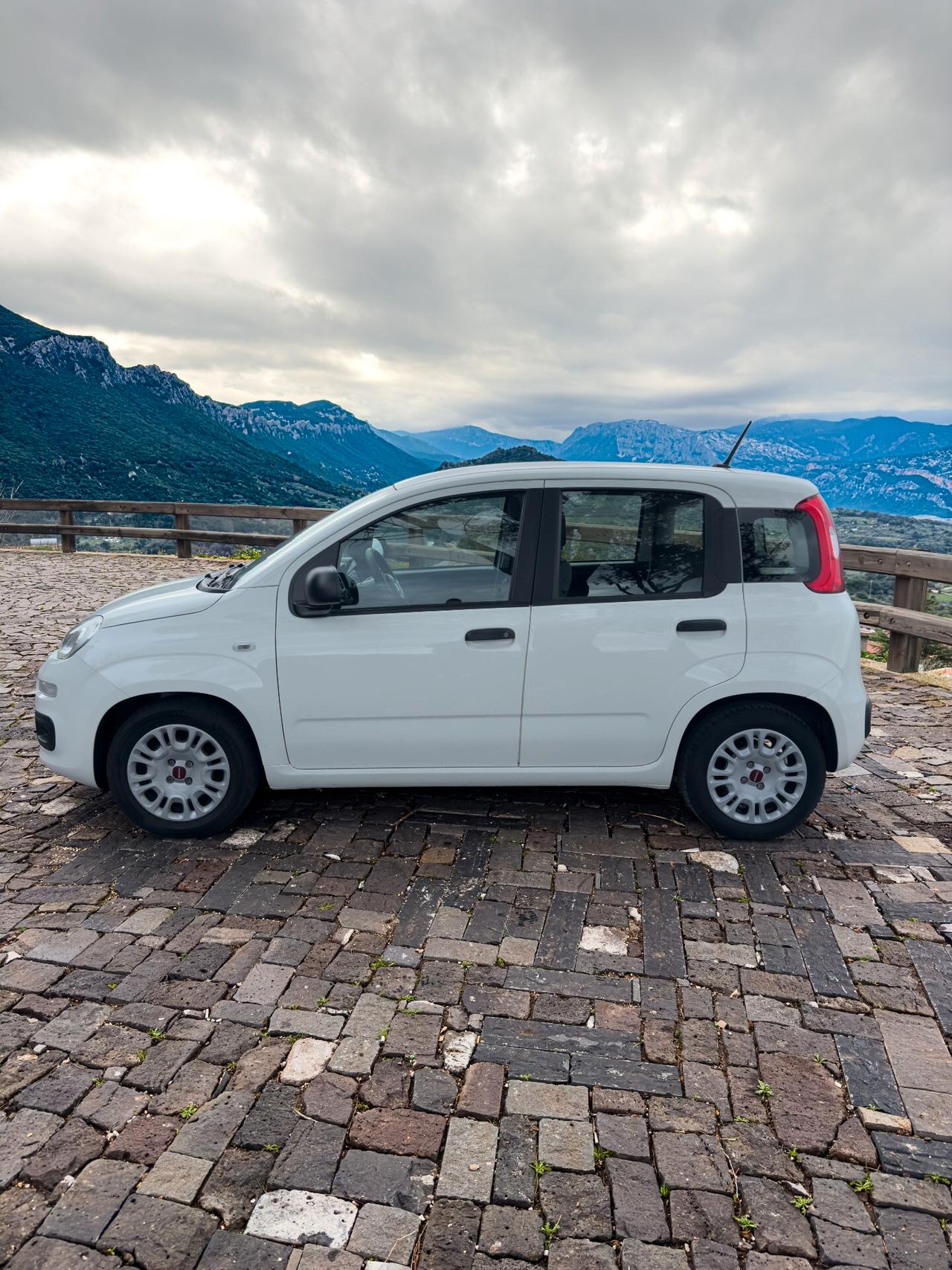 Fiat Panda 1.0 Hybrid FireFly 70cv S&S – Aziendale 2021