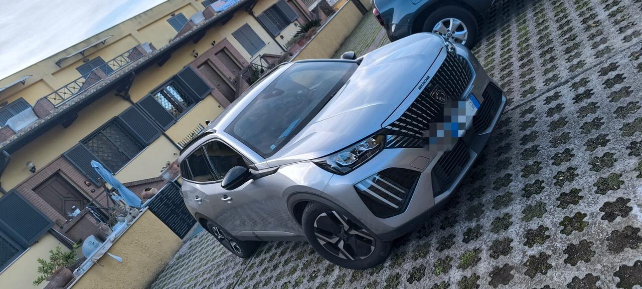 Peugeot 2008 full optional