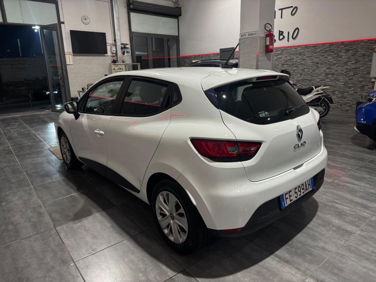 Renault Clio 1.2 75CV 5 porte Intens