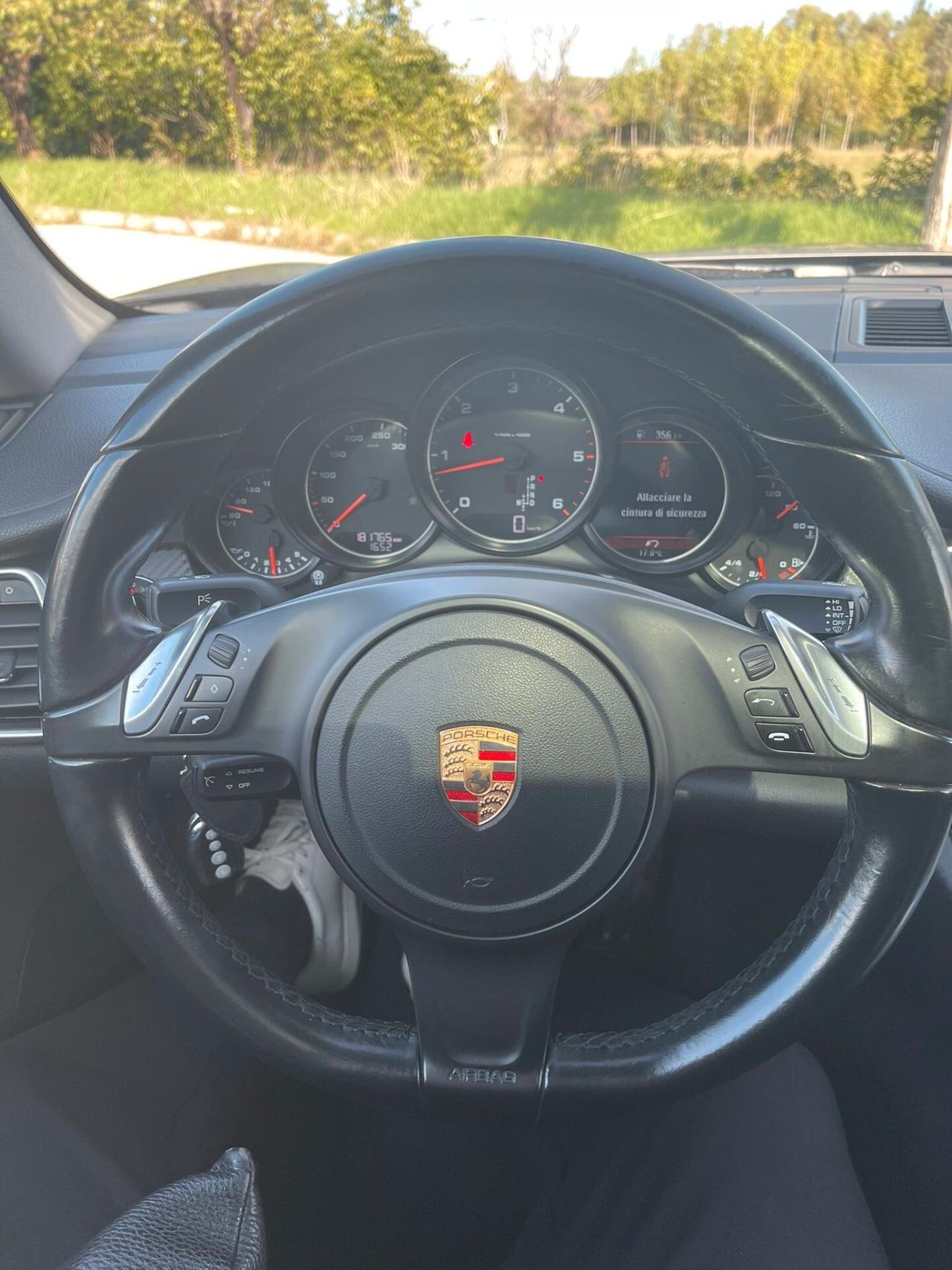 Porsche Panamera 3.0 Diesel 300 cv