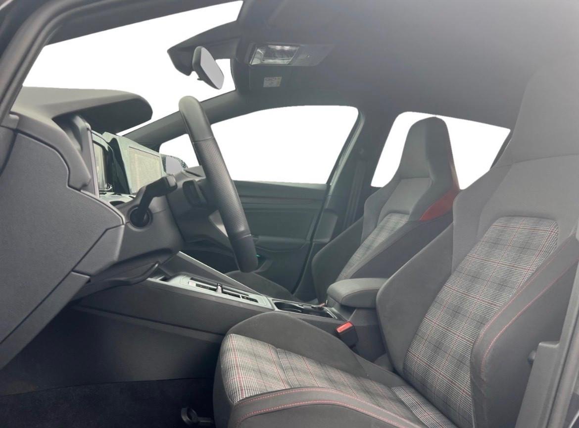 Volkswagen Golf GTI 2.0 TSI DSG