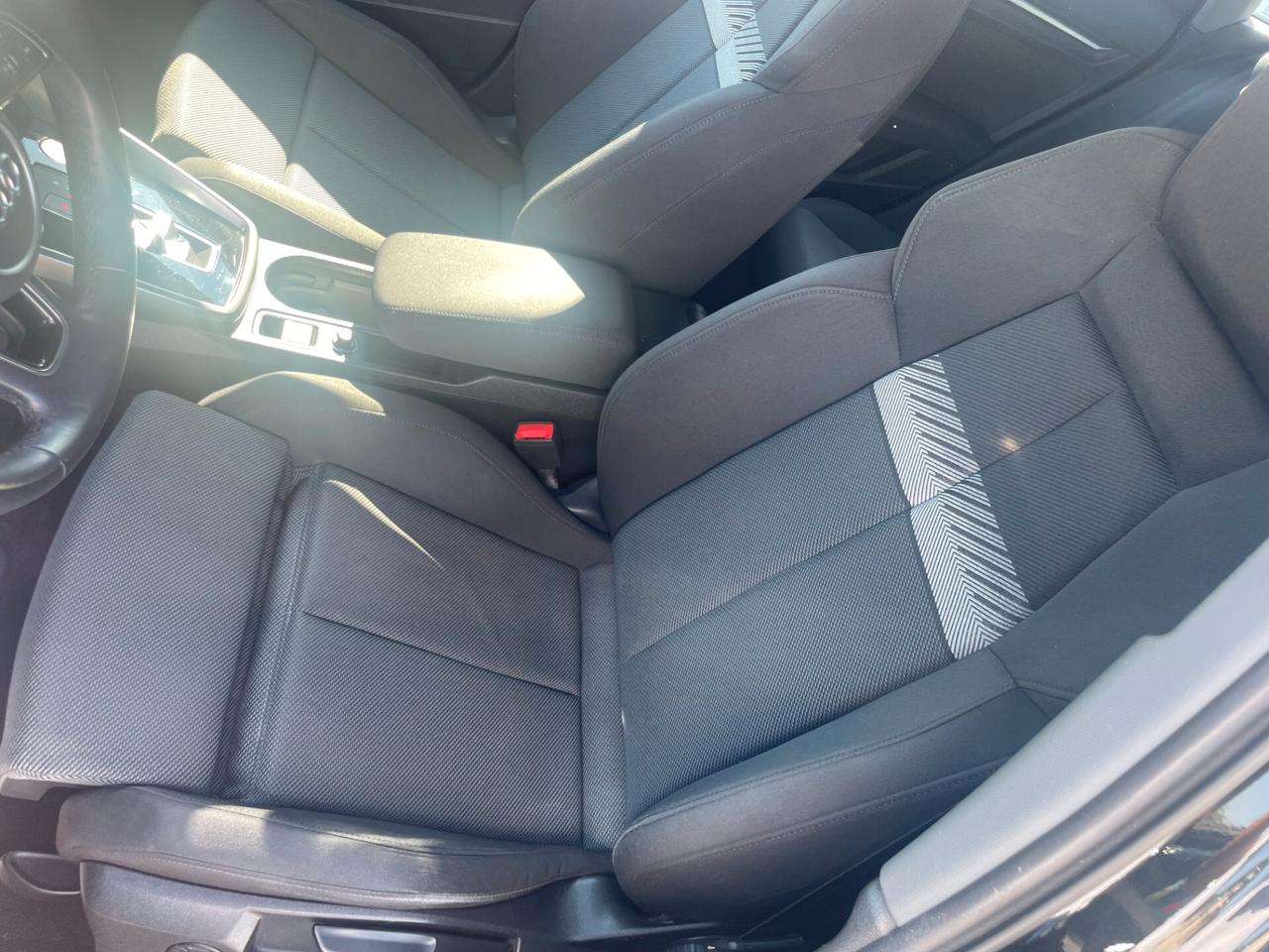 Audi A3 SPB 30 g-tron S tronic Business Advanced