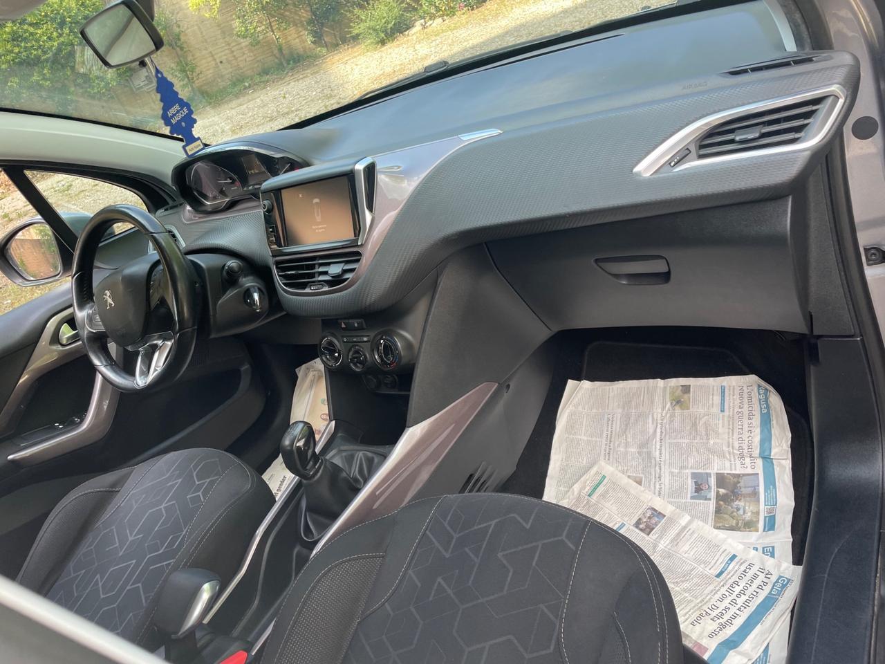 Peugeot 2008 1.6 e-HDi 92 CV Stop&Start Allure