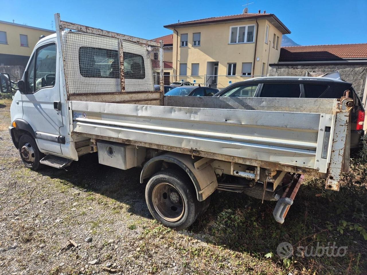 Renault MASCOTTE 2.8 RIBALTABILE TRILATERALE-