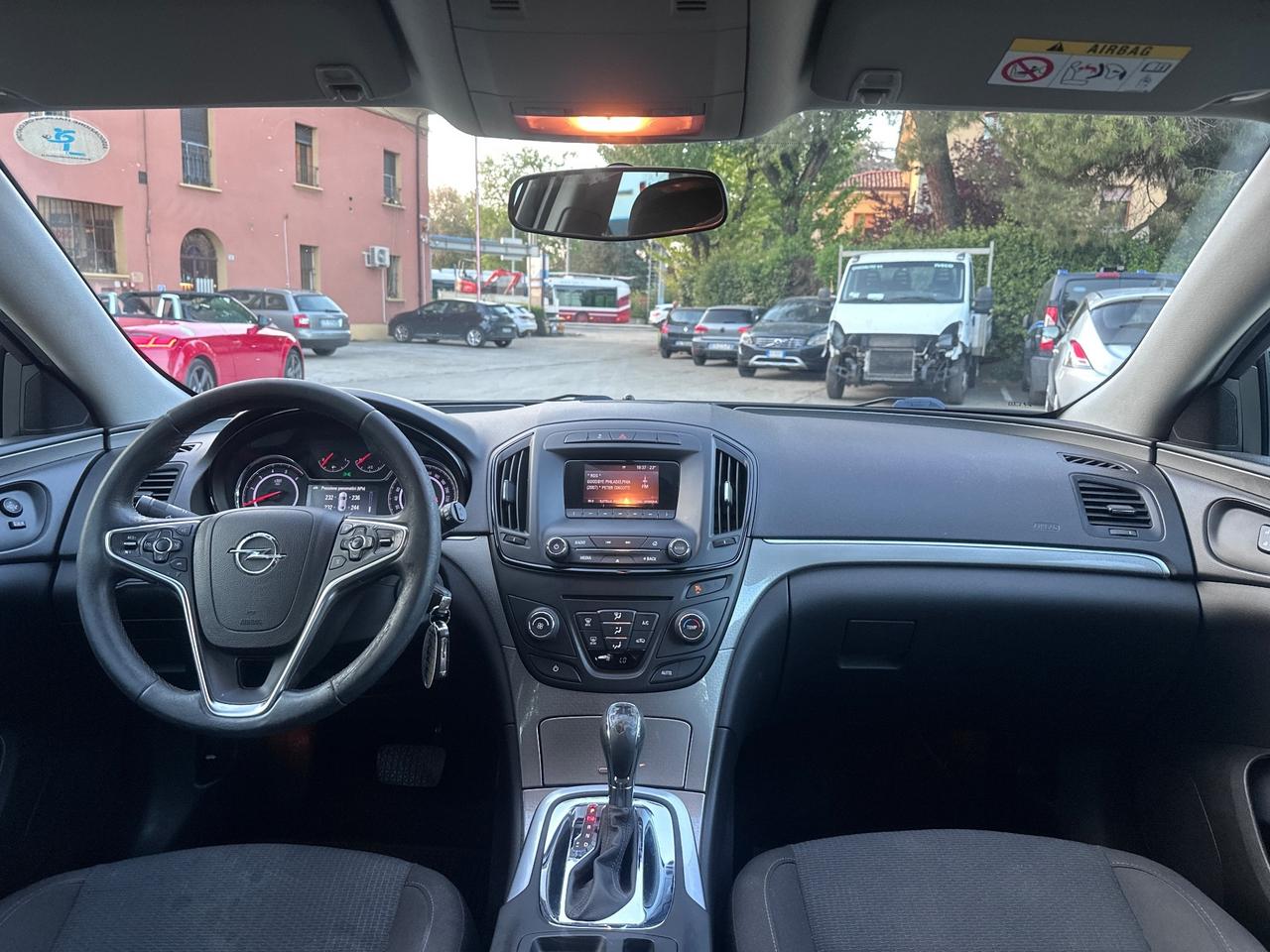 Opel Insignia 1.6 CDTI 136CV Sports Tourer automatico Cosmo