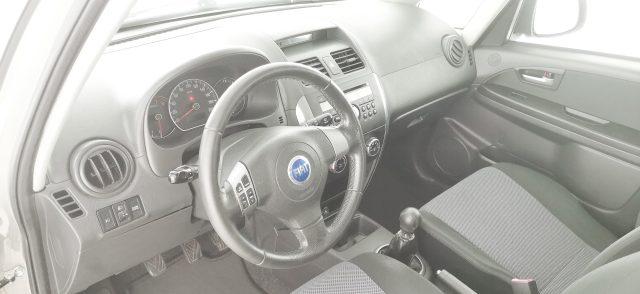 FIAT Sedici 1.6 16V 4x4 Dynamic