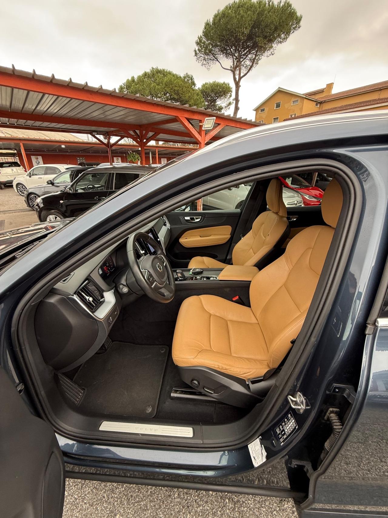 XC60 AWD Geartronic Business-unipro-rate-iva ESP -