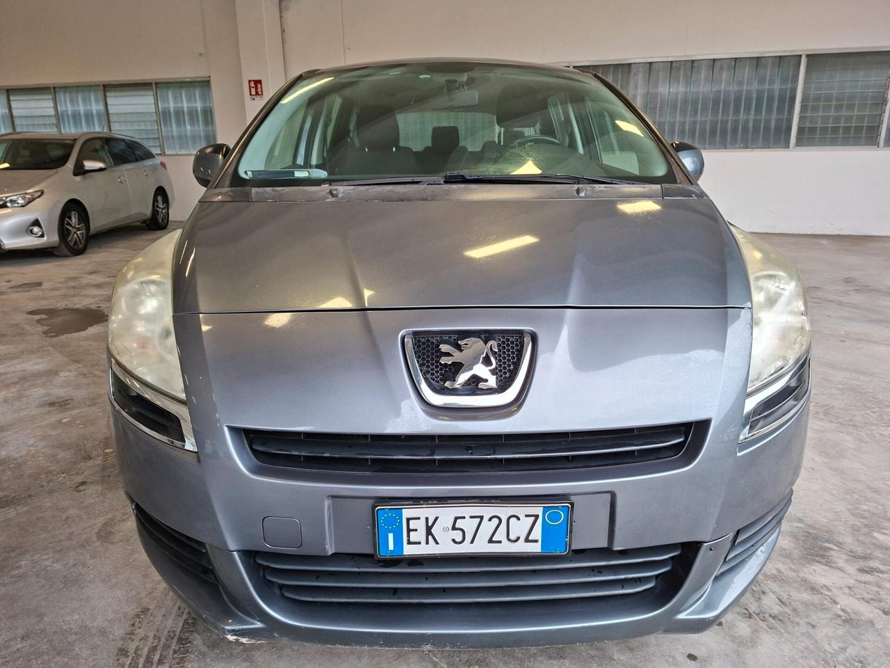 Peugeot 5008 1.6 HDi 112CV Business