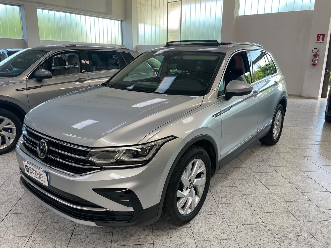 Volkswagen Tiguan 2.0 TDI 150 CV SCR DSG Elegance Tetto