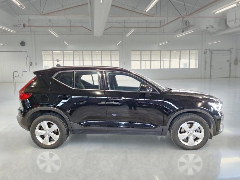 VOLVO XC40 B3 automatico Essential