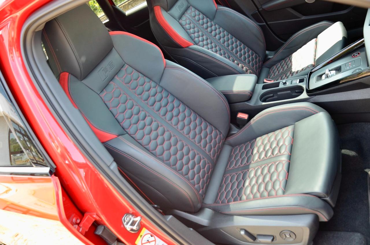 AUDI RS3 SPORTBACK 2.5 TFSI QUATTRO 400cv S-TRONIC, SERVICE AUDI, TETTO, DYNAMIC PACK, SCARICO, MATRIX, BANG & OLUFSEN, PERMUTE