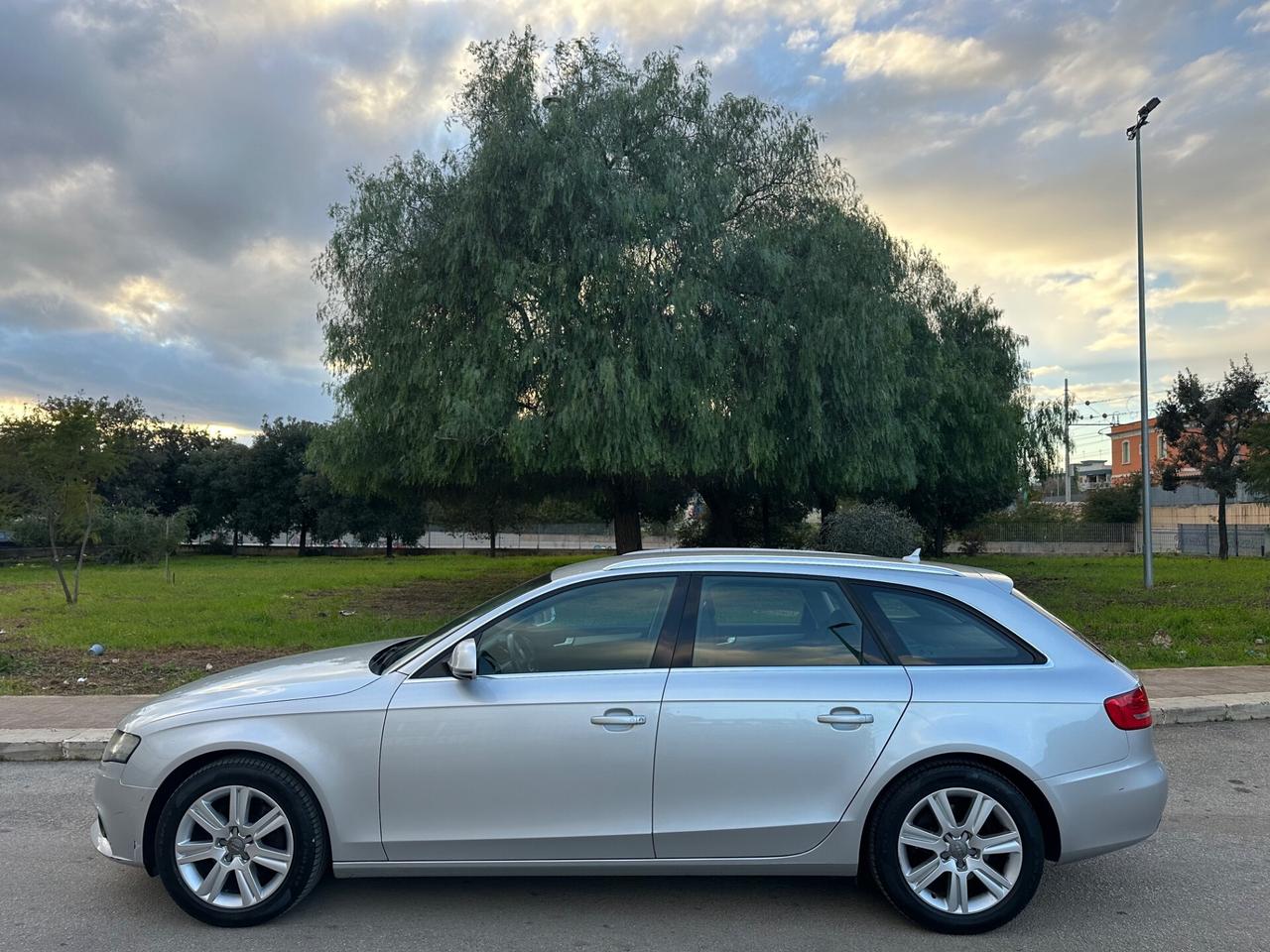 Audi A4 2.0 140 CV - 2009 - NAVIGATORE