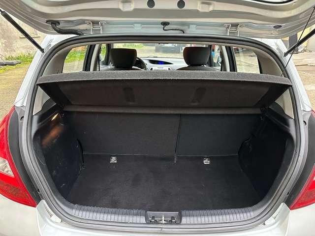 Hyundai i20 5p 1.2 Sound Edition