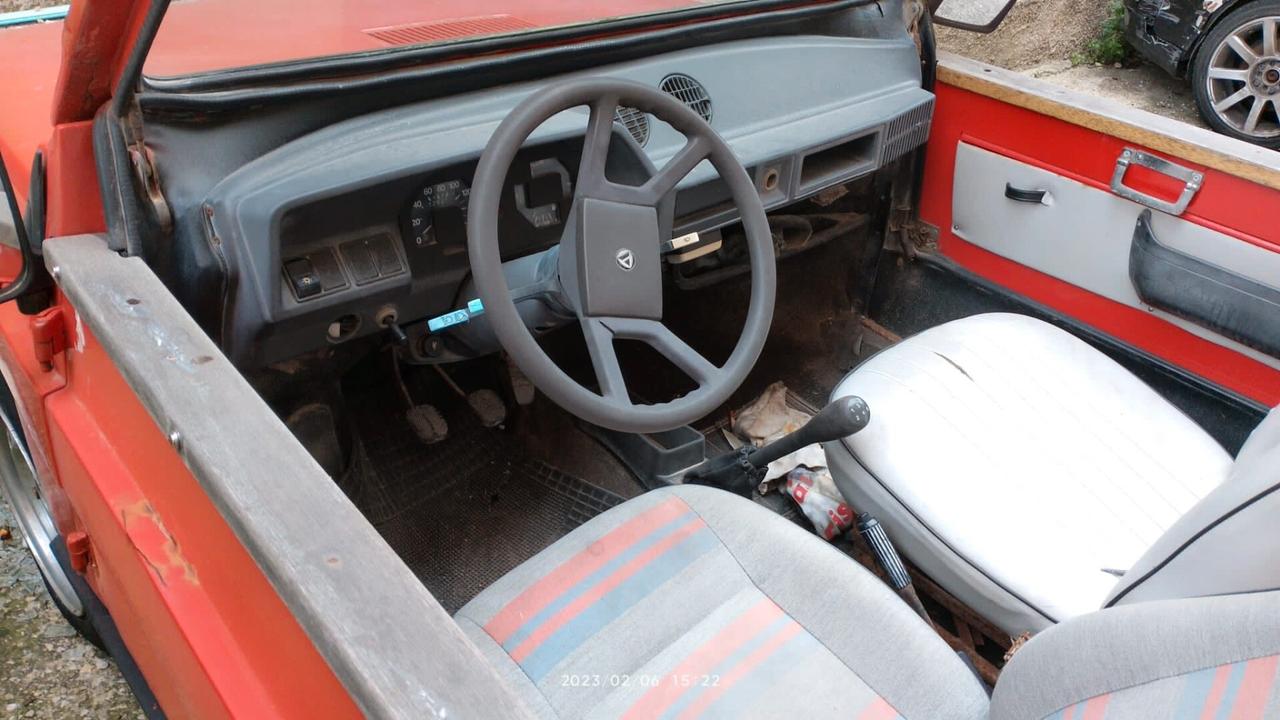 FIAT 127 MORETTI SPIAGGINA CABRIO 1982 CABRIO € 2.500,00 DA RESTAURARE