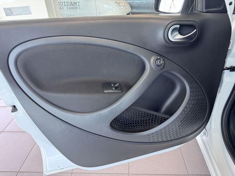 smart EQ Forfour EQ 60kW pulse