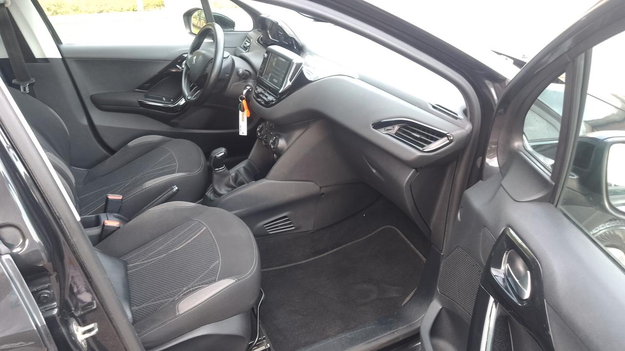 Peugeot 208 1.2 VTi 82 CV 5 P neop 108milakm 12