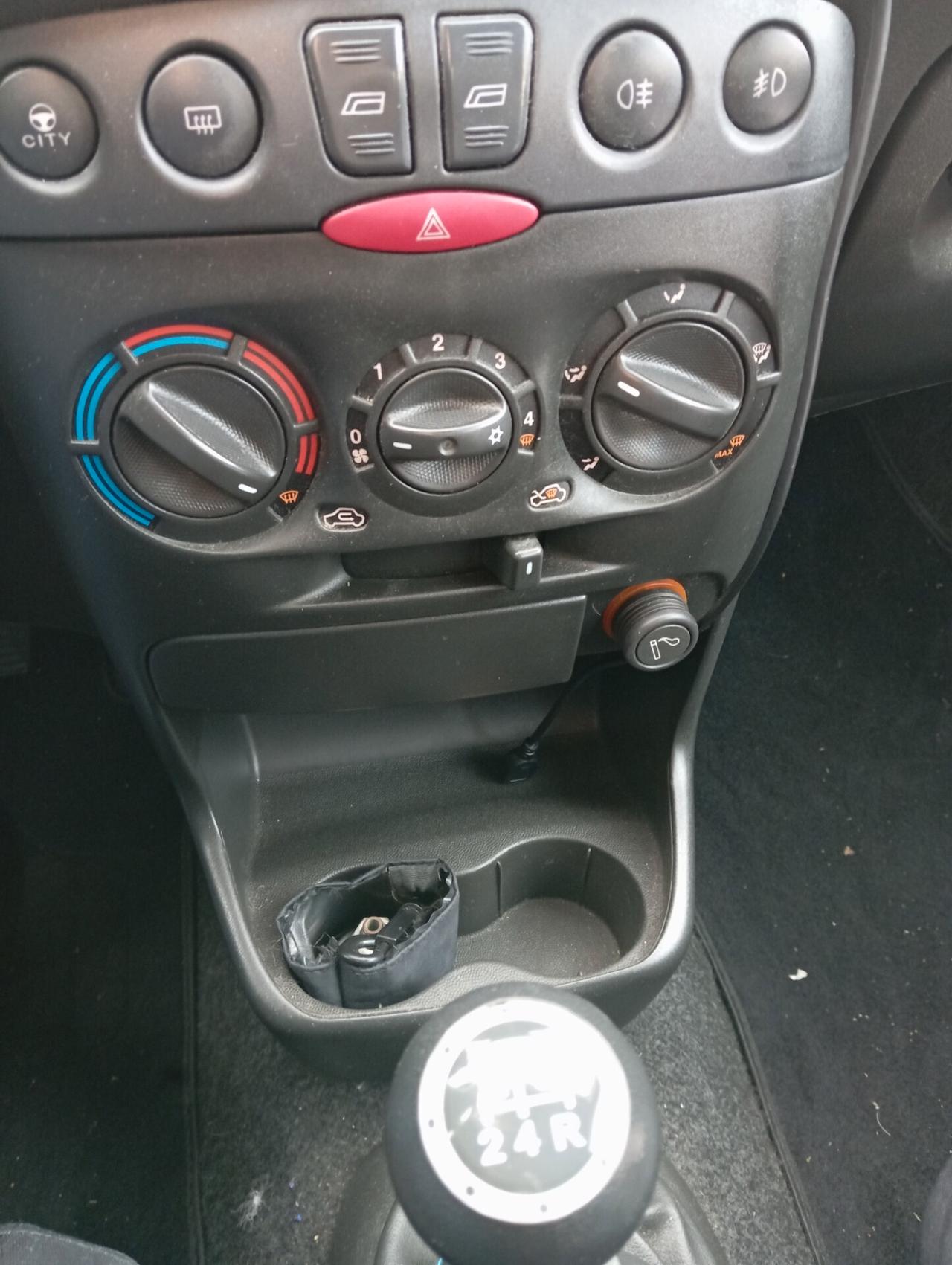 Fiat Punto Classic 1.2 5 GPL 2010