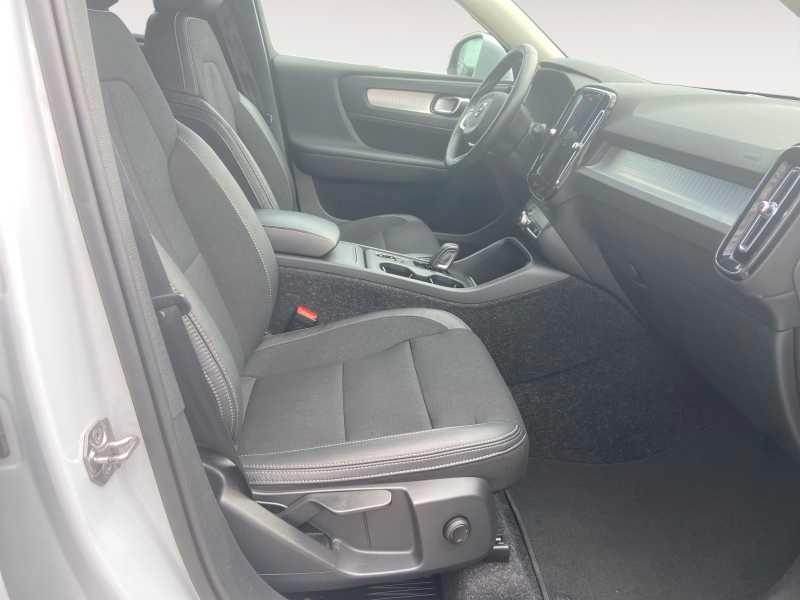 VOLVO XC40 2.0 d3 Momentum Core AuTo