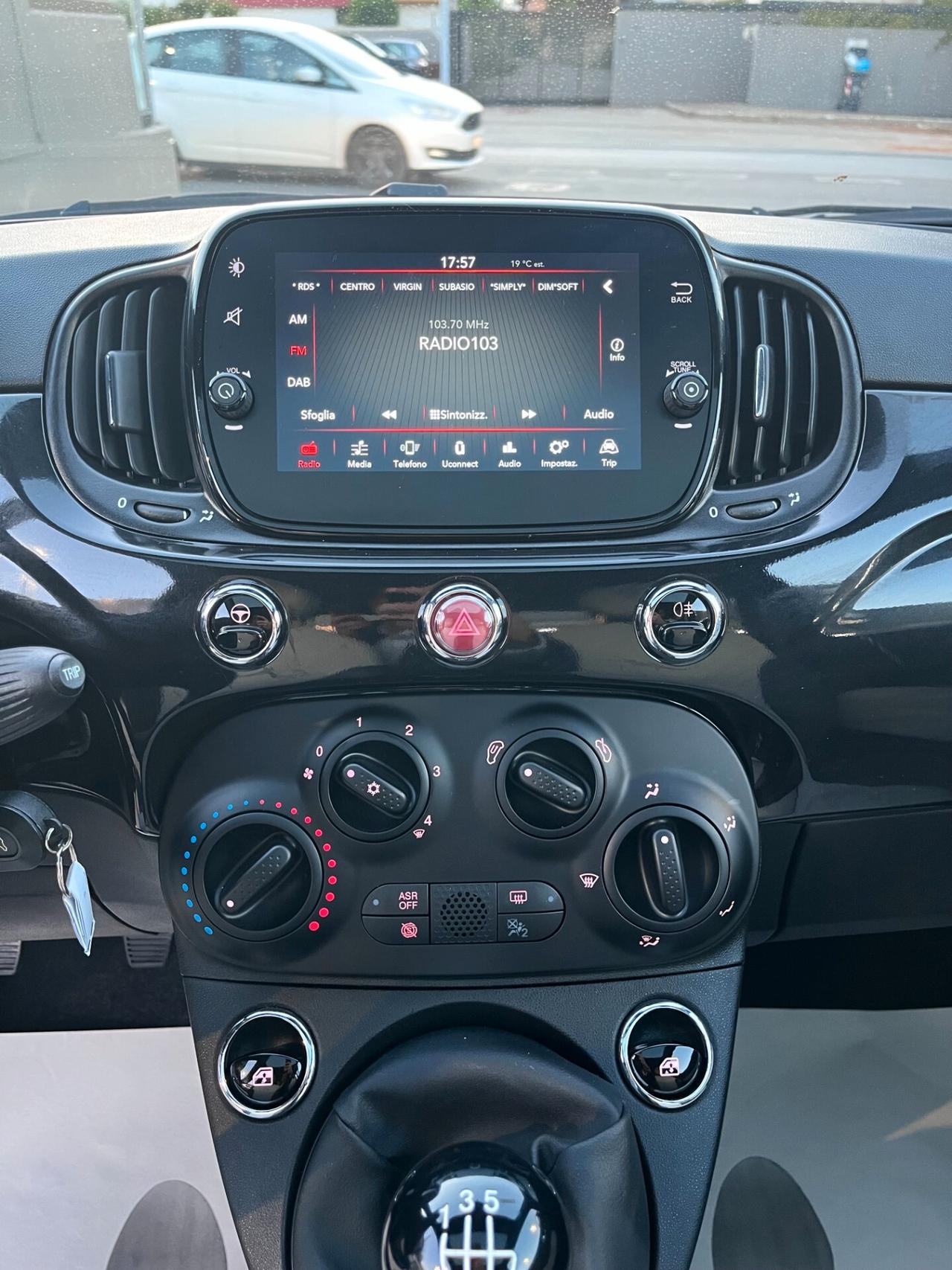 Fiat 500 1.0 Hybrid Dolcevita