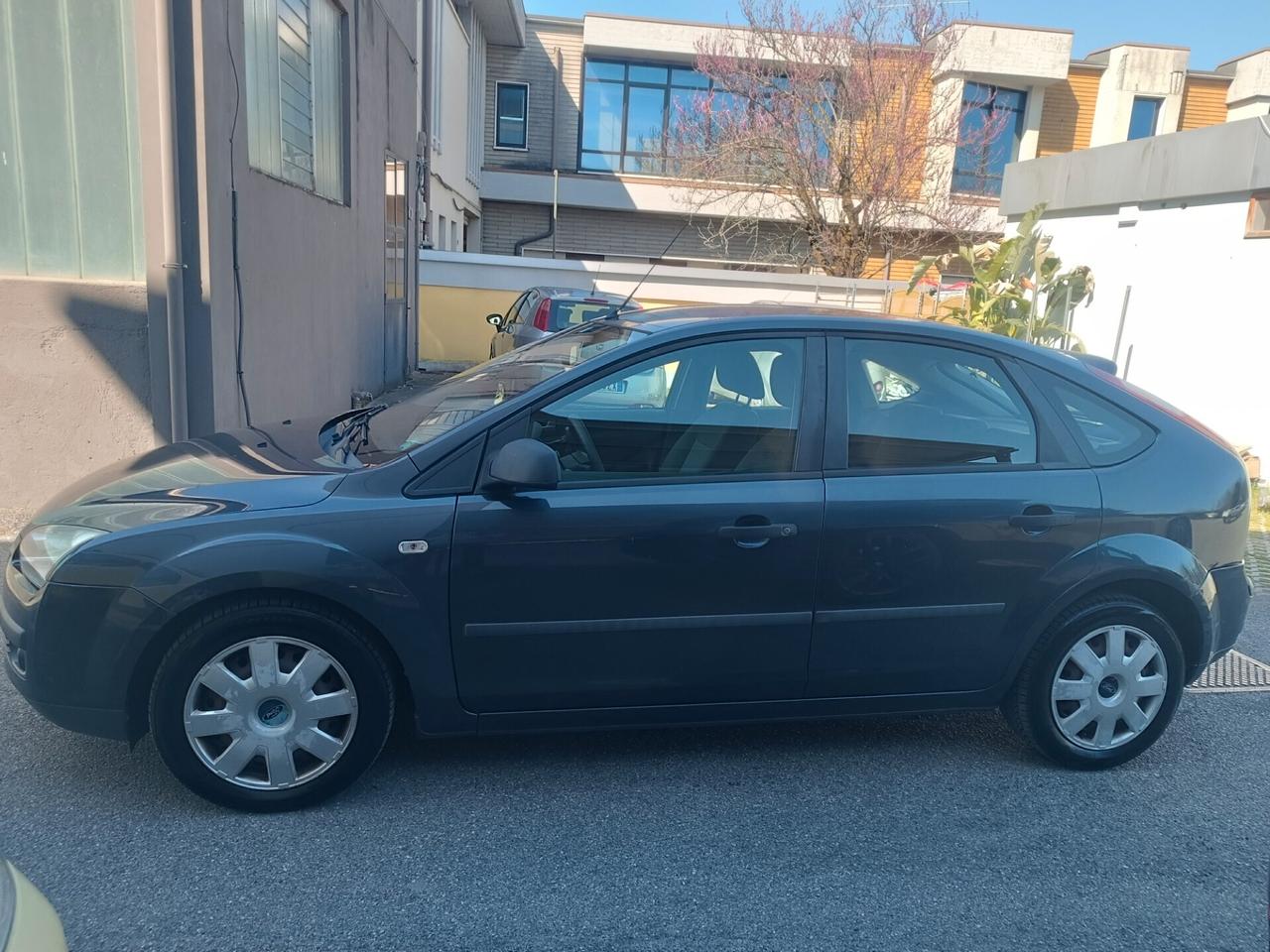 Ford Focus 1.8 diesel garanzia