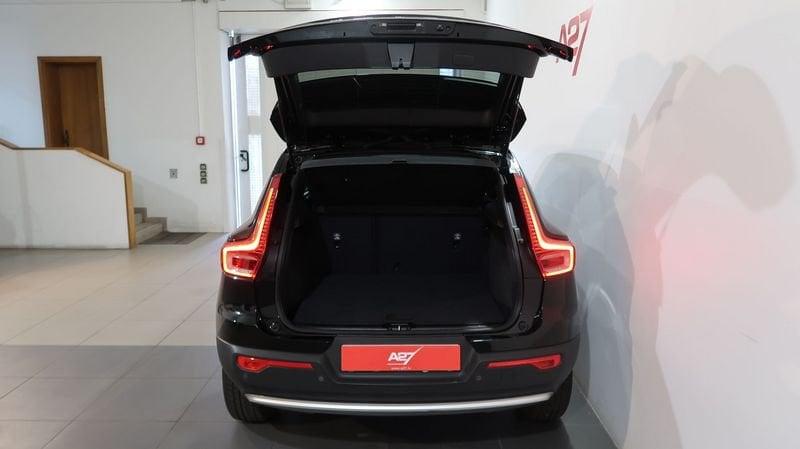 Volvo XC40 Recharge T4 Recharge Plug-in auto Essential
