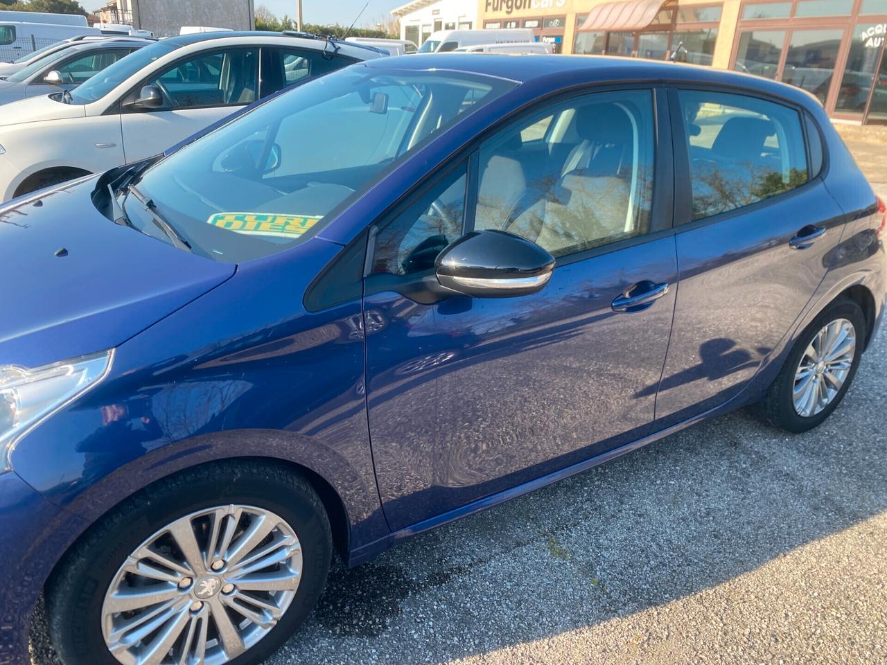 Peugeot 208 1.4 HDi 68 CV 5 porte Active