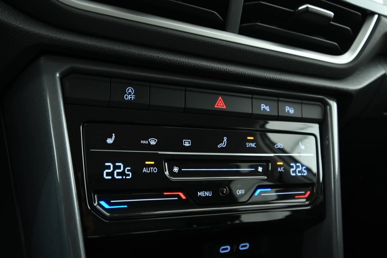 Volkswagen T-Roc 1.0 TSI DSG Style 1.5 tfsi