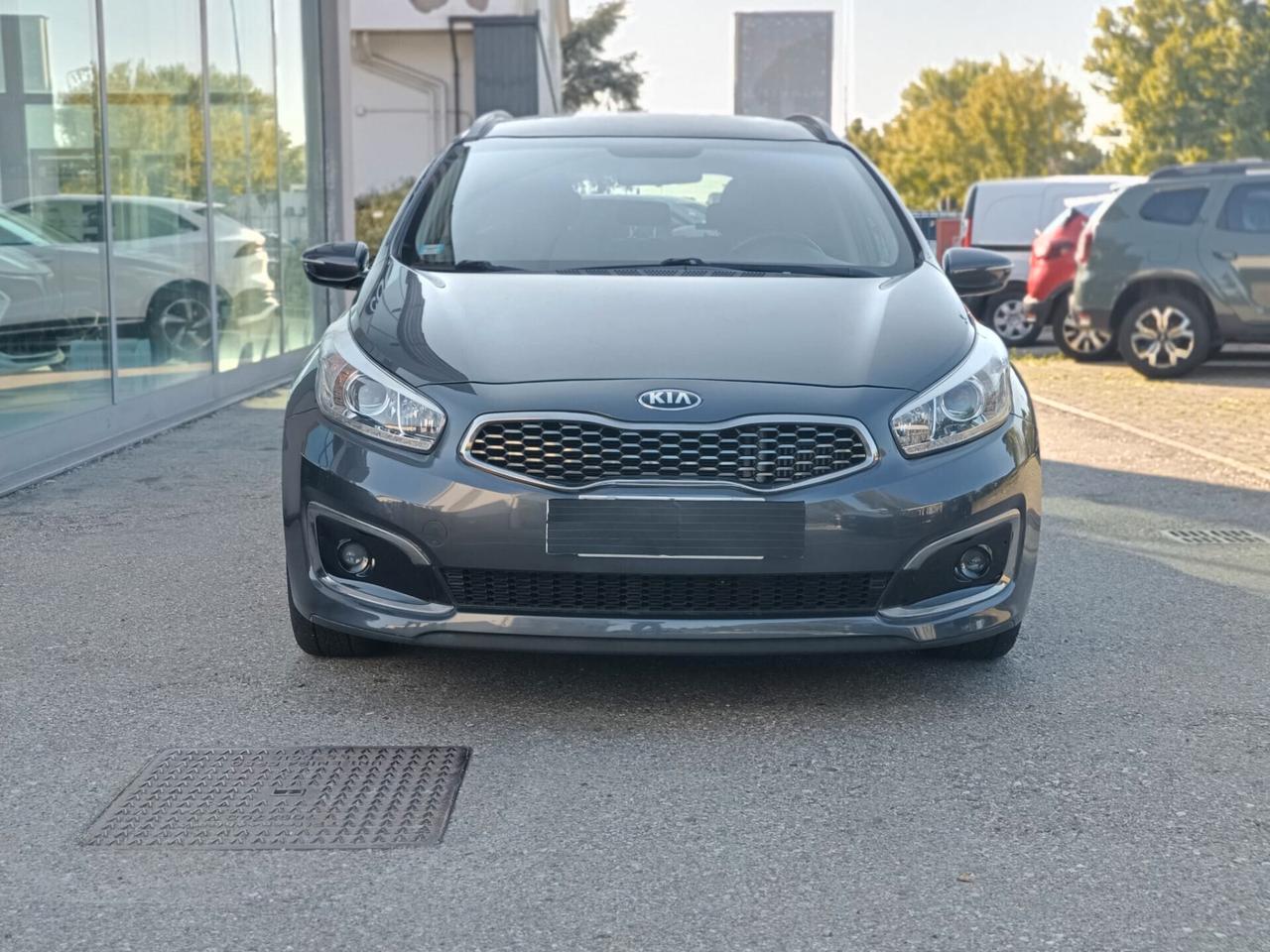 Kia Ceed cee'd 1.6 CRDi 136 CV DCT SW EcoDynamics Business Class