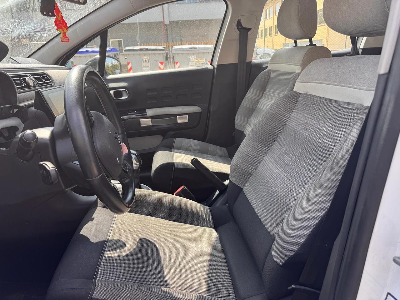 Citroen C3 BlueHDi Shine AUTO INCIDENTATA