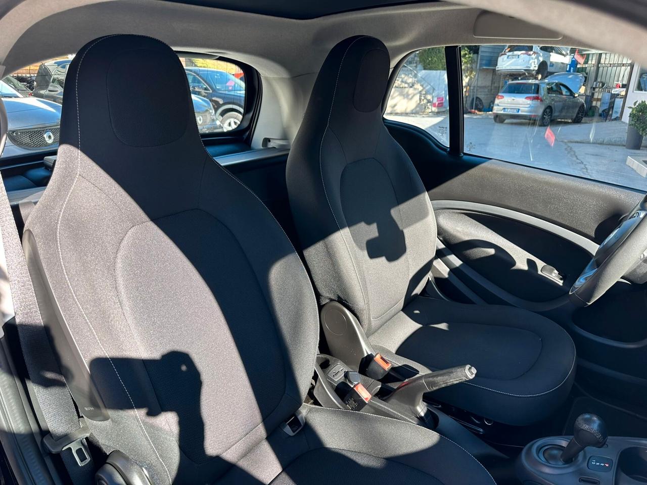 Smart ForTwo 70 1.0 twinamic Passion Automatica - Nav