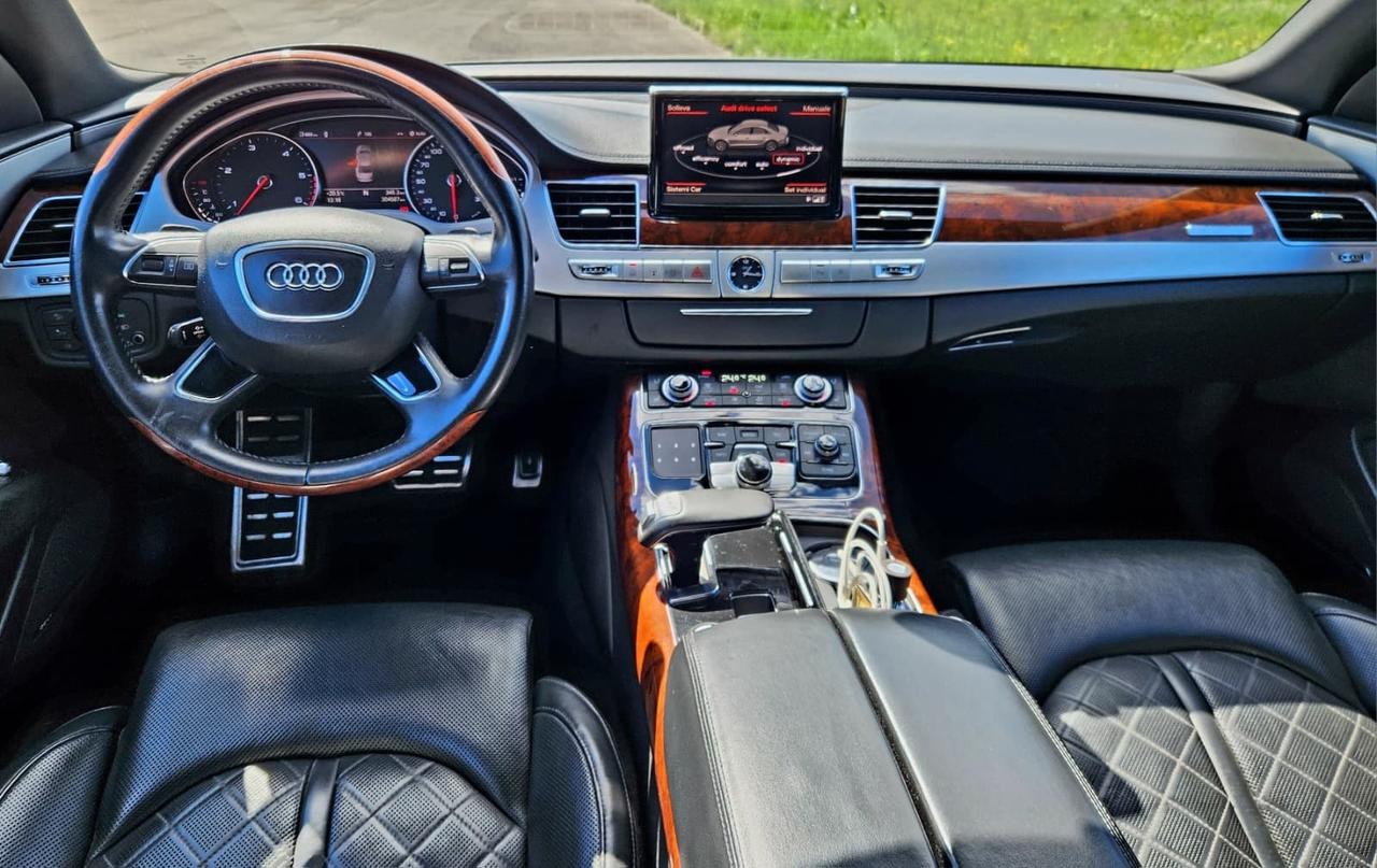 Audi A8 3.0 TDI 250 CV quattro tiptronic
