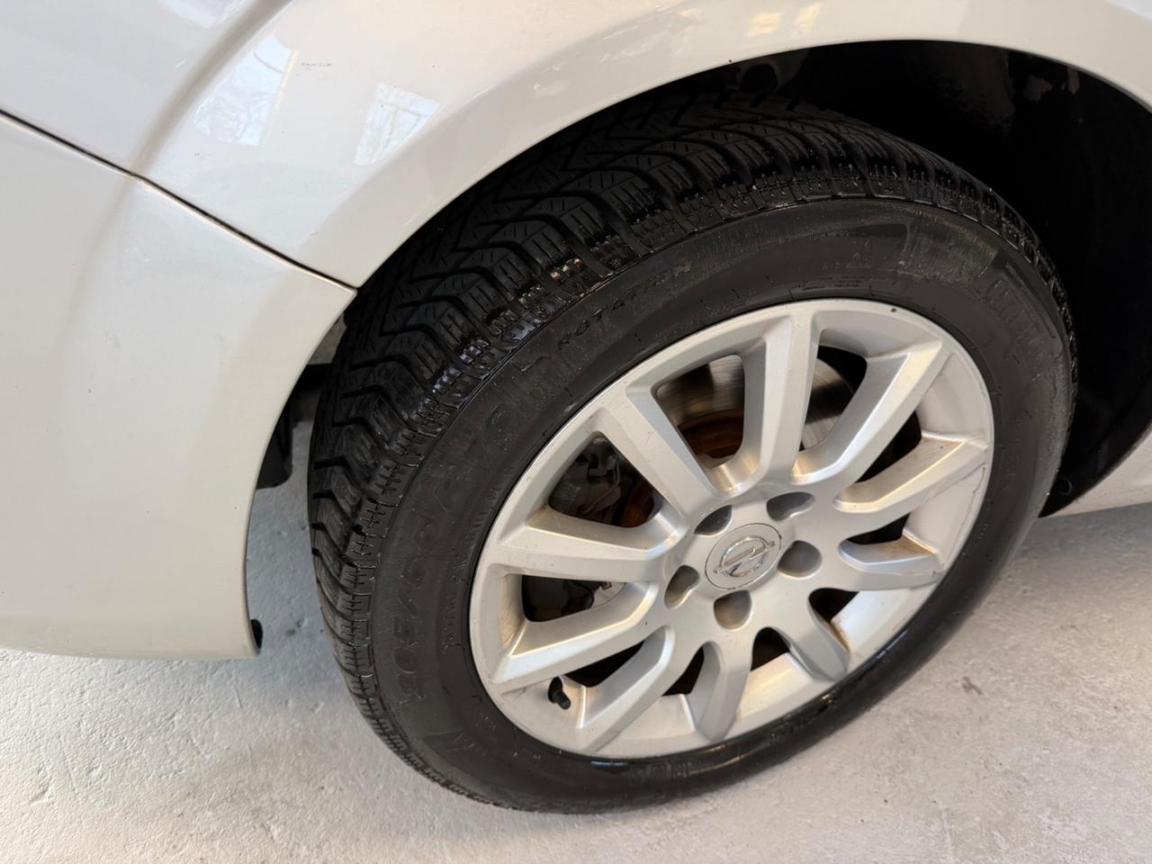 Opel Zafira 1.6 16V ecoM 94CV Cosmo