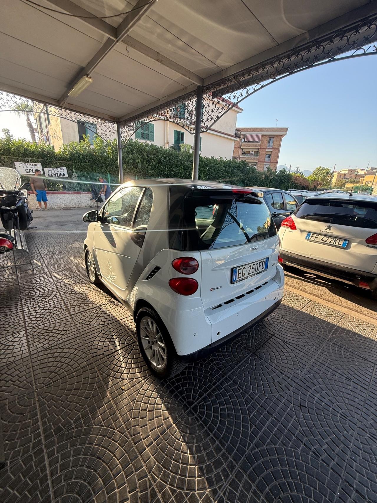 Smart ForTwo 1000 52 kW coupé passion