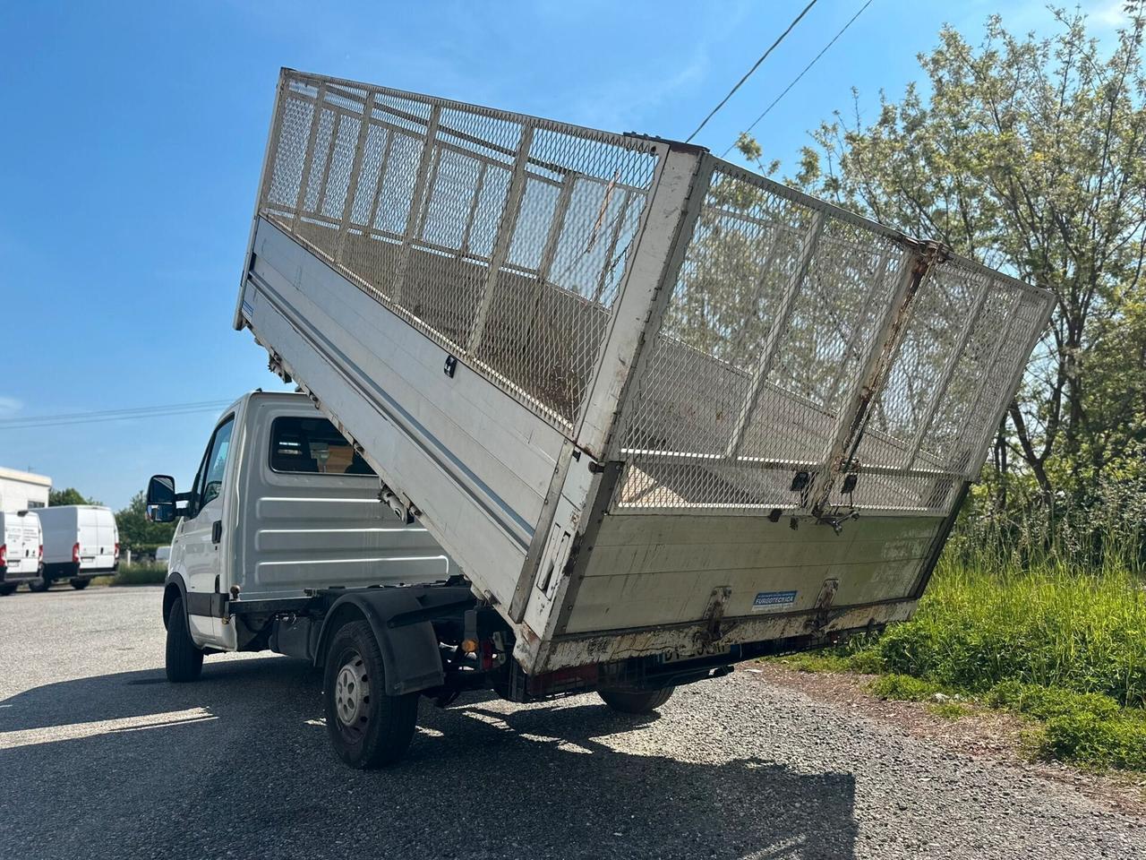 Iveco DAILY 2.3 Diesel 35S