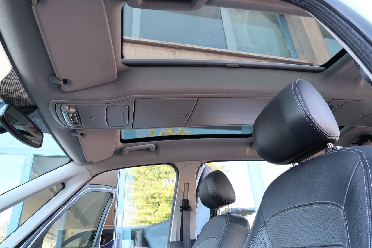 Ford Galaxy 2.0 TDCi 140 CV Titanium