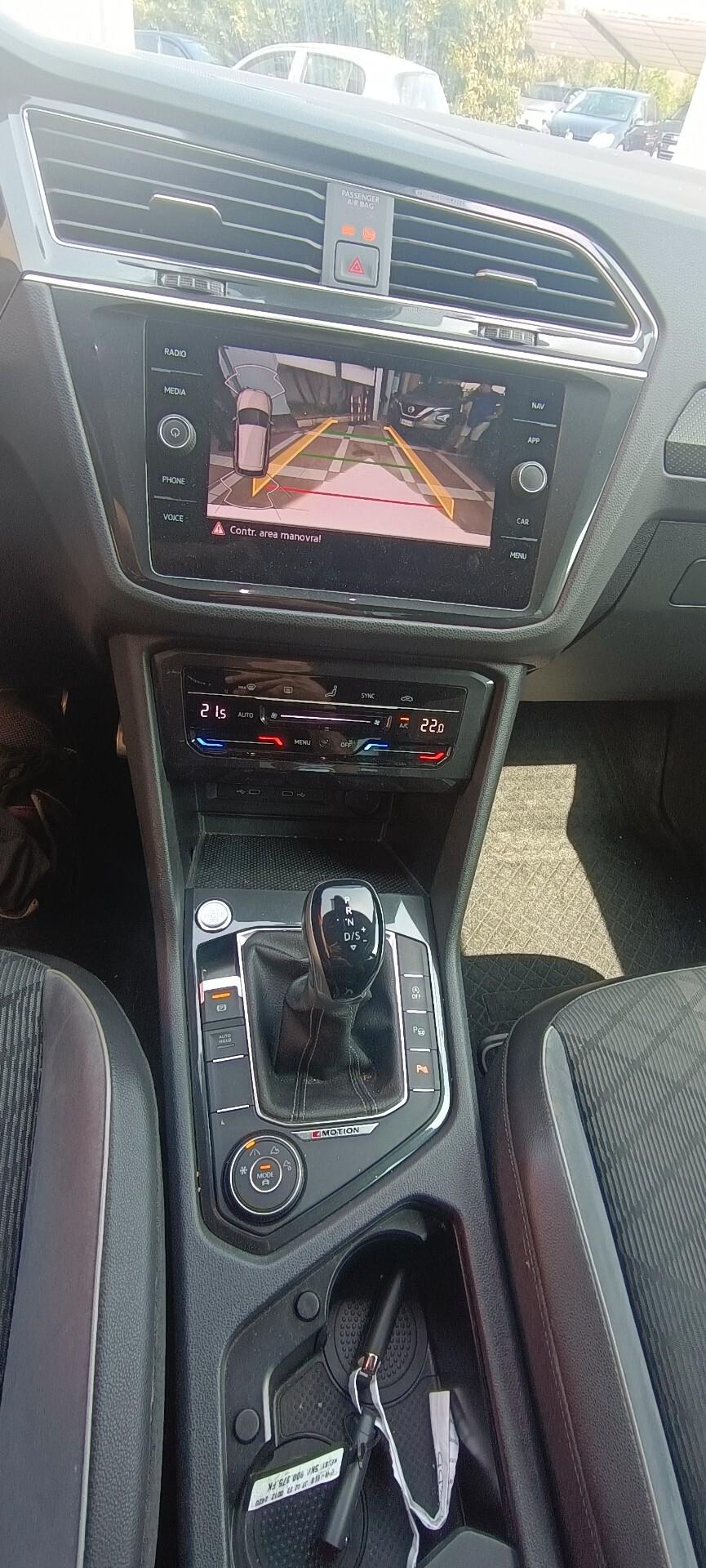 Volkswagen Tiguan 2.0 TDI 200 CV SCR DSG 4MOTION R-Line