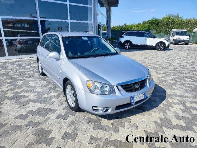 KIA Cerato 1.5 16V CRDi 5p. Life